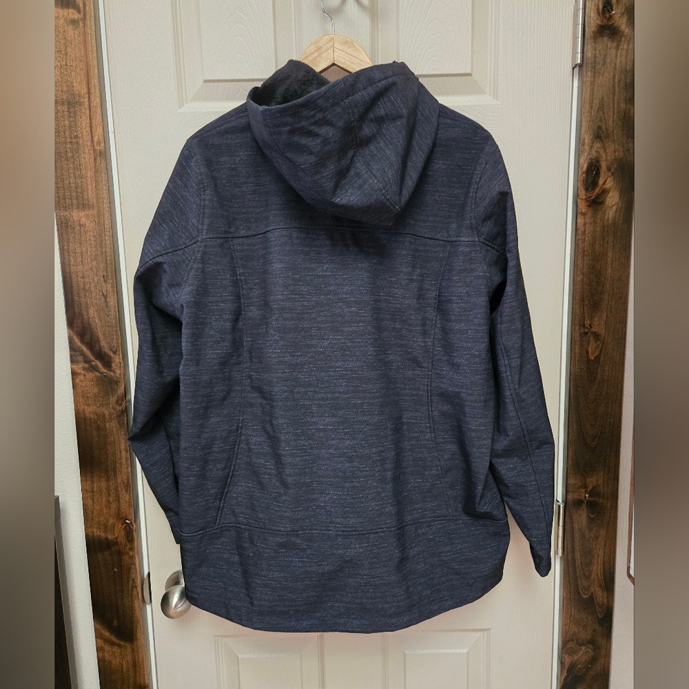 Free Country soft shell hooded jacket - Picture 2 of 3